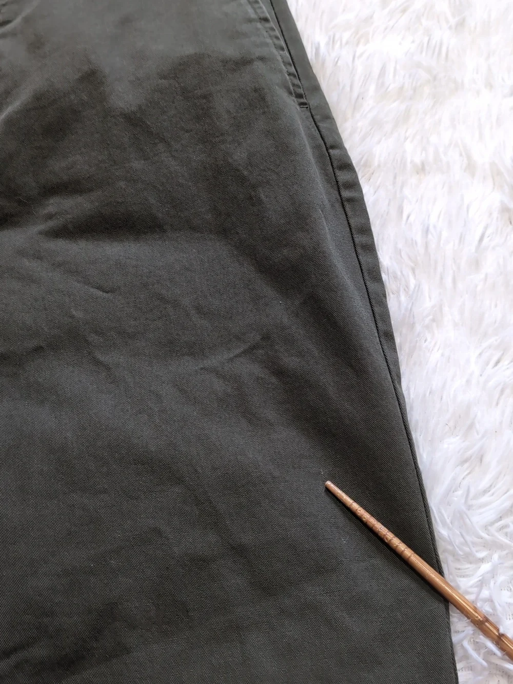 Old Navy Olive Green Loose Taper Built-In Flex Chino Ankle Pants Size 33x32 - Picture 5 of 15